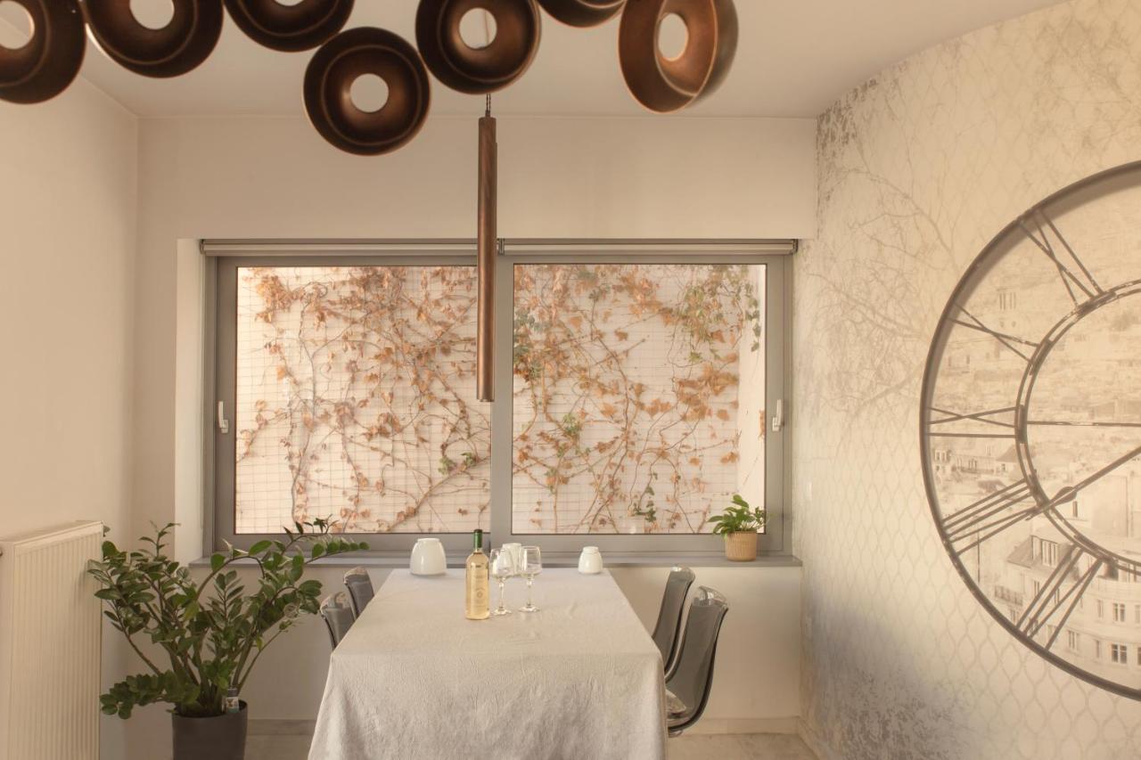 Luxury Apt With Parking-Living Stone Silver Atina Dış mekan fotoğraf