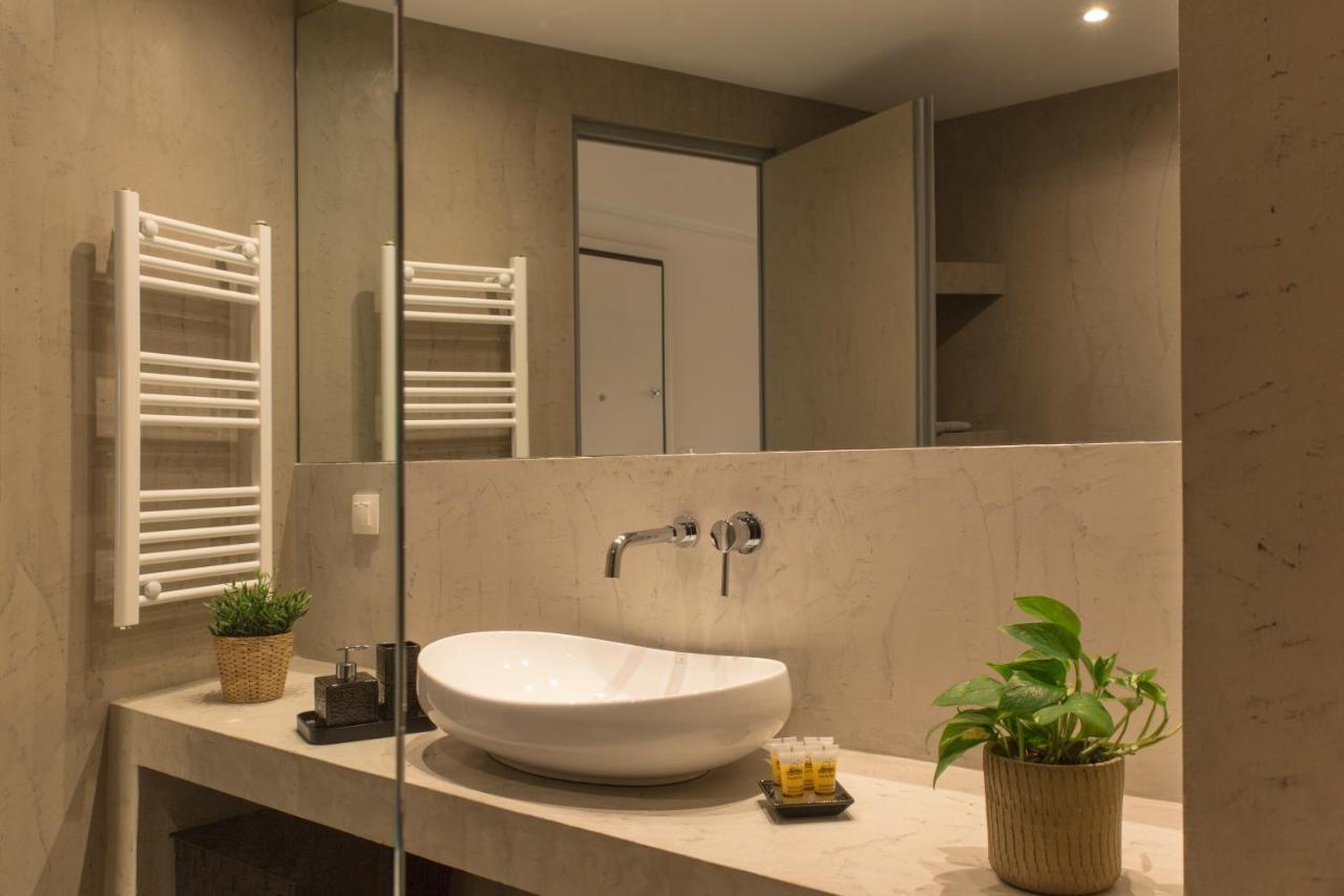 Luxury Apt With Parking-Living Stone Silver Atina Dış mekan fotoğraf